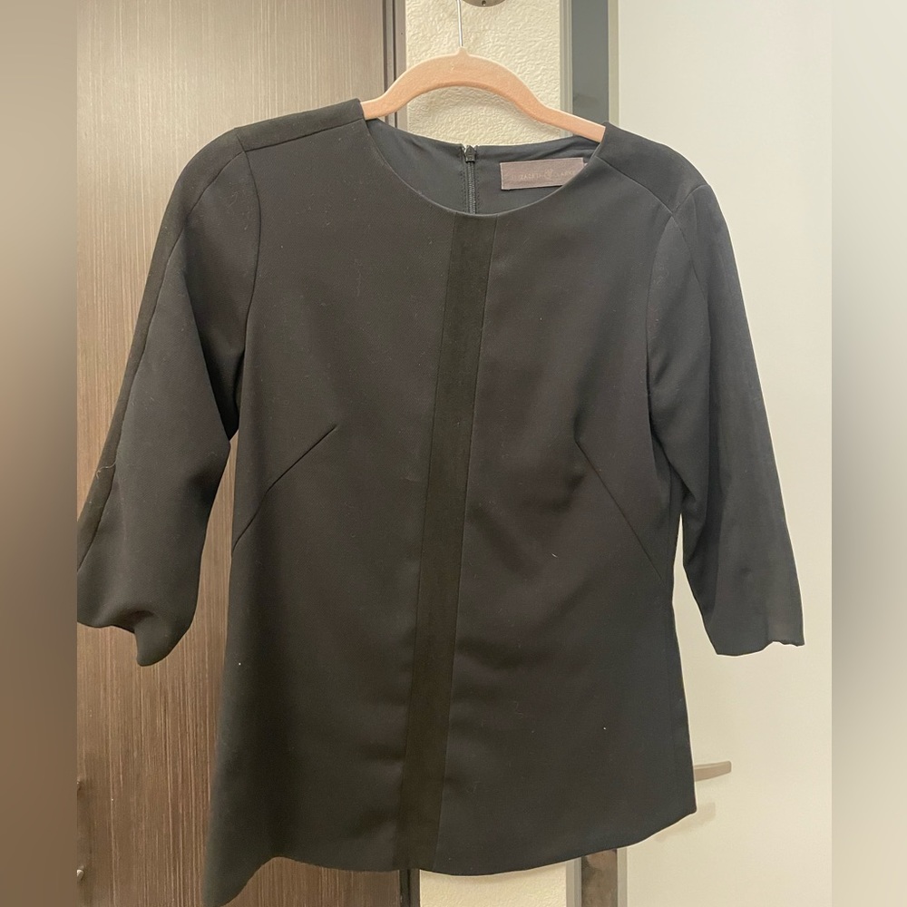 Elizabeth and Clarke sz 0 work top, great for fall
